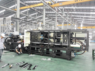 Tekwell 560 ton injection molding machine-4